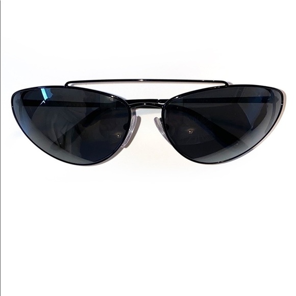 Prada Cat Eye Black Occiali Da Sole Sunglasses - Picture 1 of 11